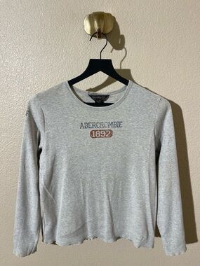 Vintage men’s Abercrombie & fitch 1892 graphic long sleeve tee